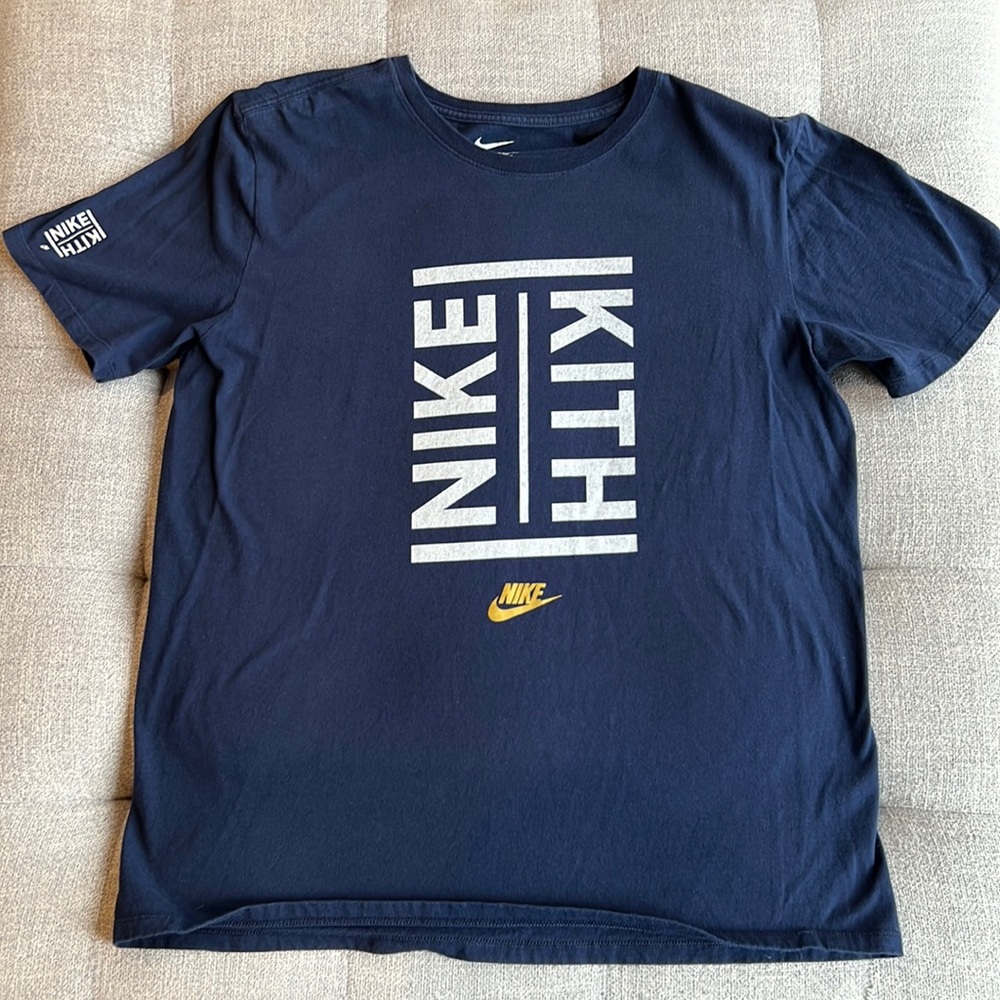 KITH x NIKE tee size large